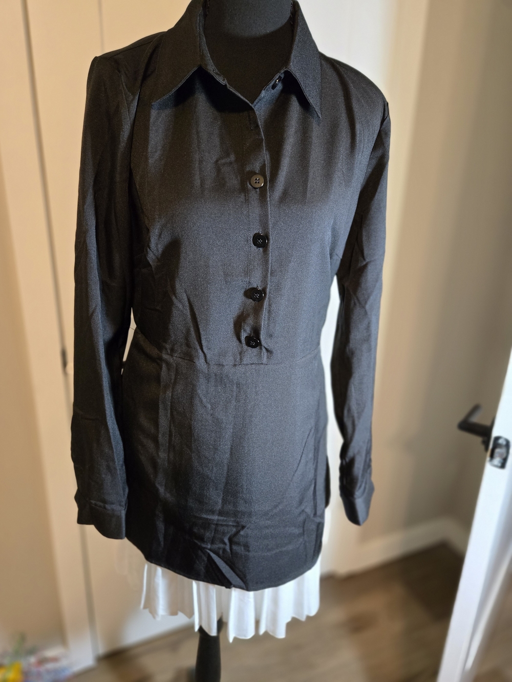 RIHOAS Black Long-Sleeve Button-Front Mini Dress